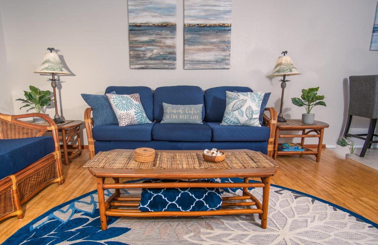 Apartmán Molokai Island Retreat With Beautiful Ocean Views And Pool - Newly Remodeled! Ualapue Exteriér fotografie