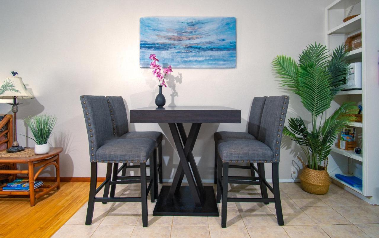 Apartmán Molokai Island Retreat With Beautiful Ocean Views And Pool - Newly Remodeled! Ualapue Exteriér fotografie