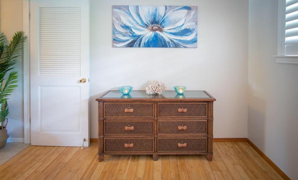 Apartmán Molokai Island Retreat With Beautiful Ocean Views And Pool - Newly Remodeled! Ualapue Exteriér fotografie